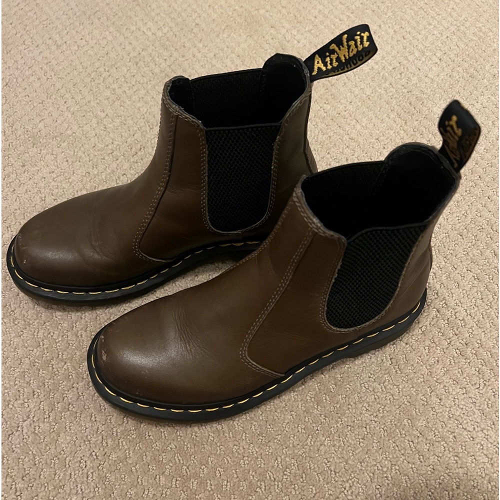 Doc Marten Chelsea Boot Olive